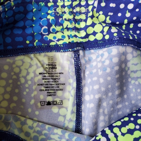 Calvin Klein Performance Ruched Legging Capri - Picture 8 of 8